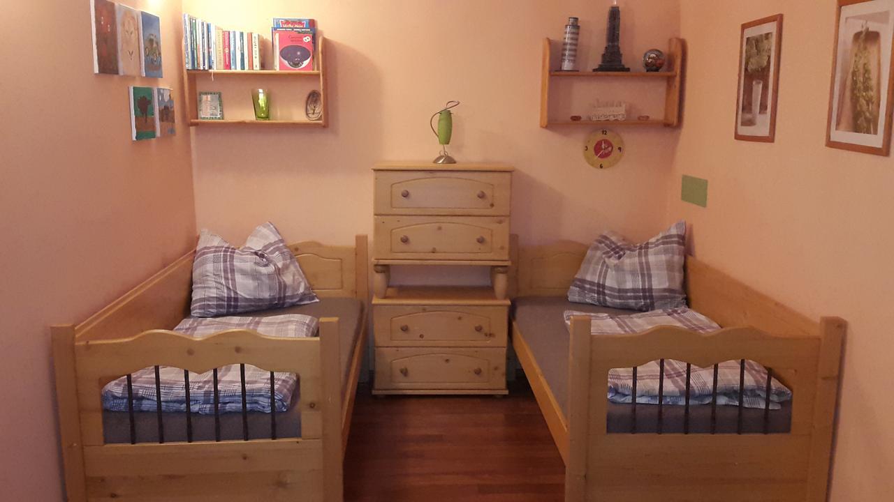 Apartmány Liška Mladé Buky Exterior foto